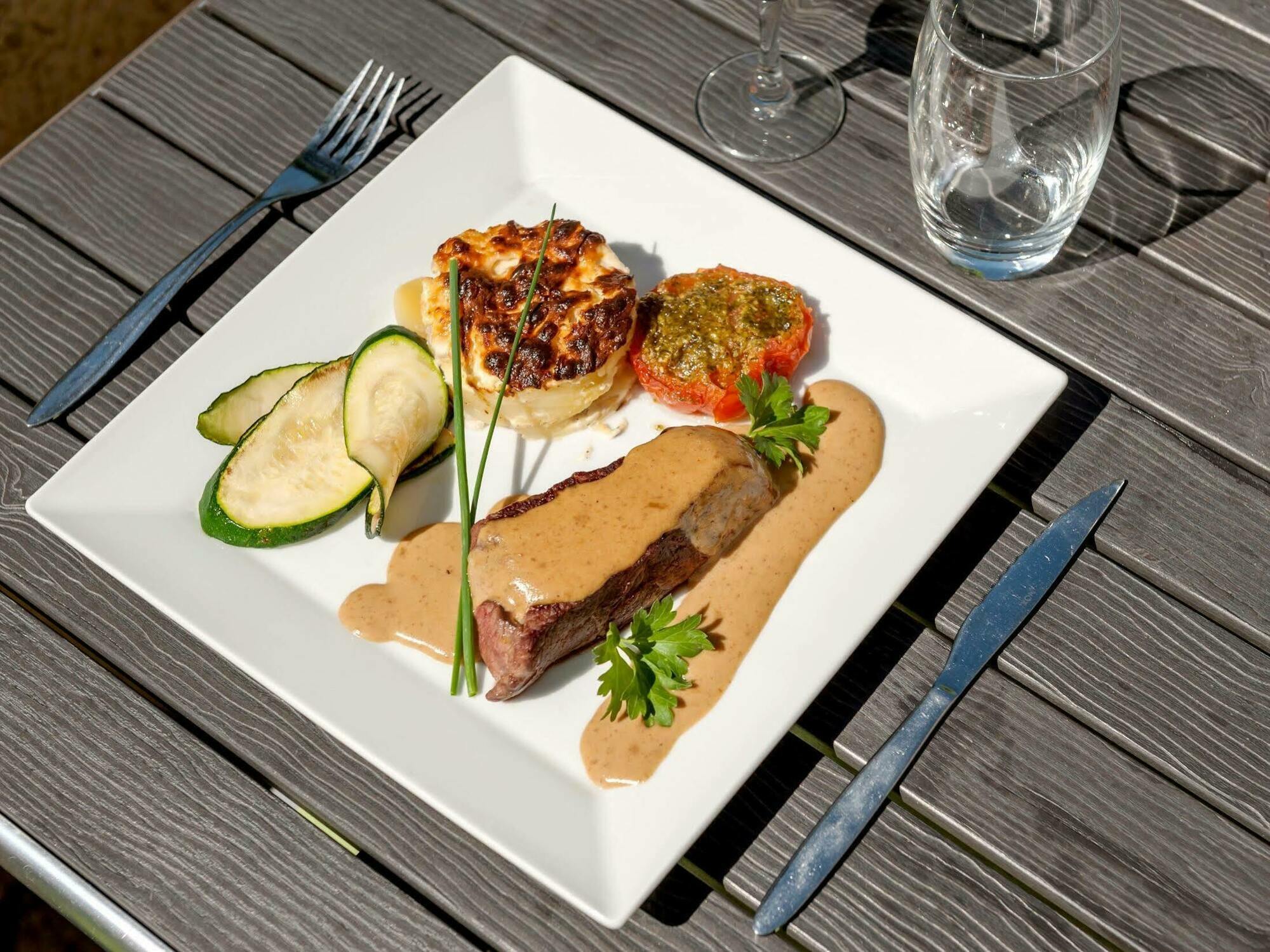 Hotel Le Collonges Fontaines-sur-Saone Luaran gambar